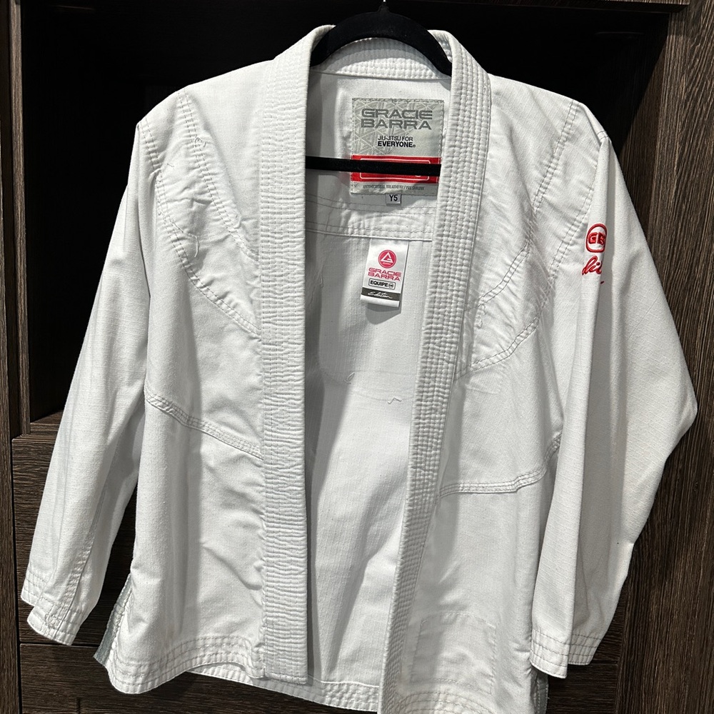 White Gi Jacket  and Pants by Gracie Barra